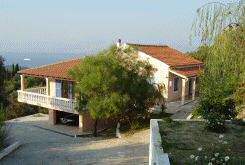 If you want total seclusion with local village life or good facilities close at hand, then this is for you.